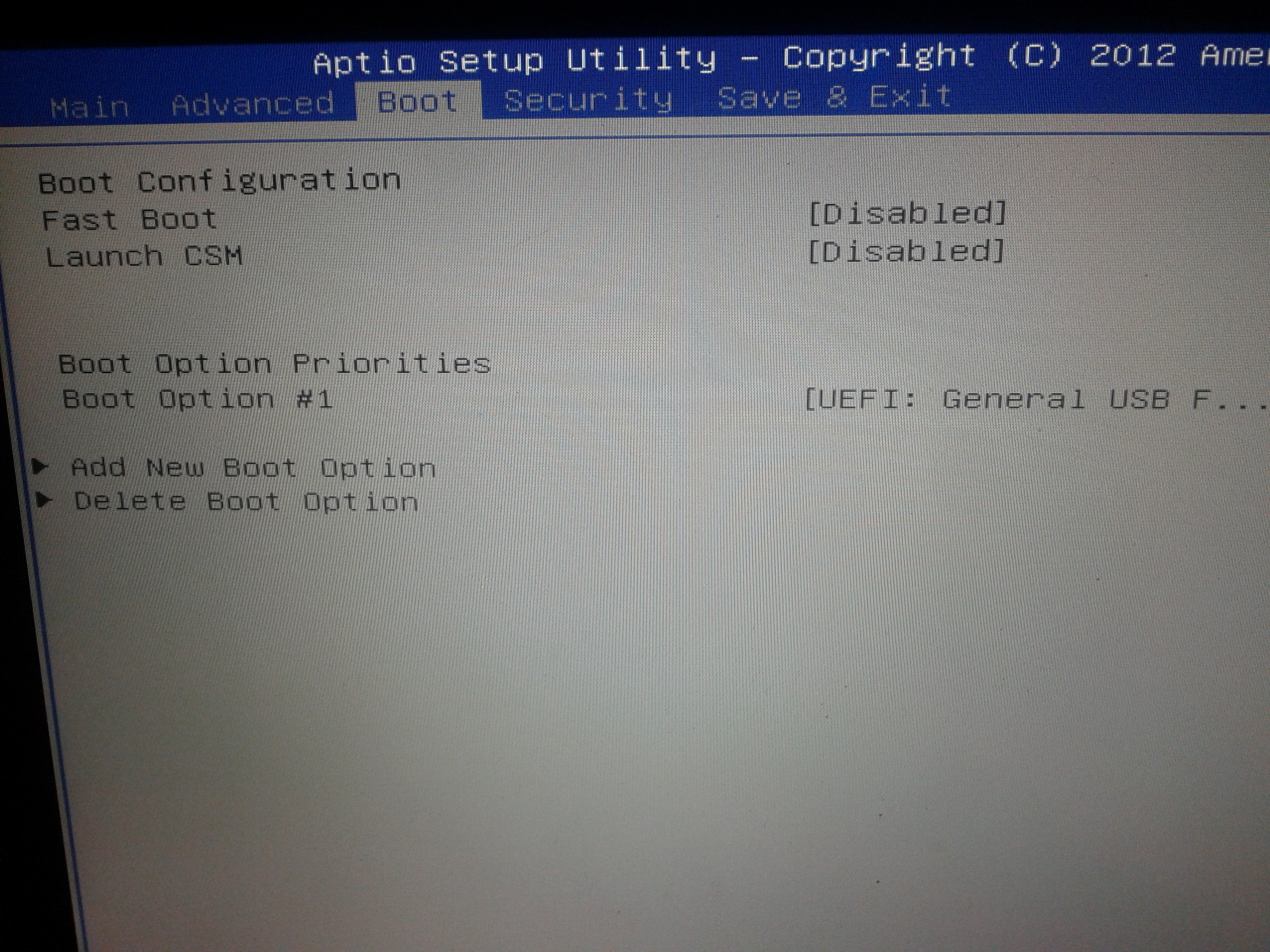 booter sur USB ou DVD depuis le bios Un Pc Asus ne démarre plus que sur le bios. par zakariah